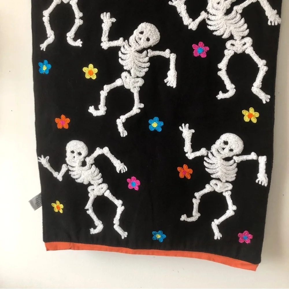 Novogratz Dia de los Muertos Dancing Skeleton Embroidered Table Runner 68”L
